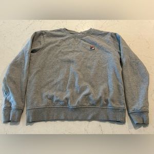 Classic Fila sweatshirt size M, gray crew neck, logo patch, size M